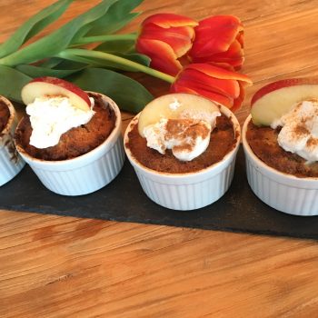 Zubereitung: Glutenfreie Apfel-Nuss-Küchlein