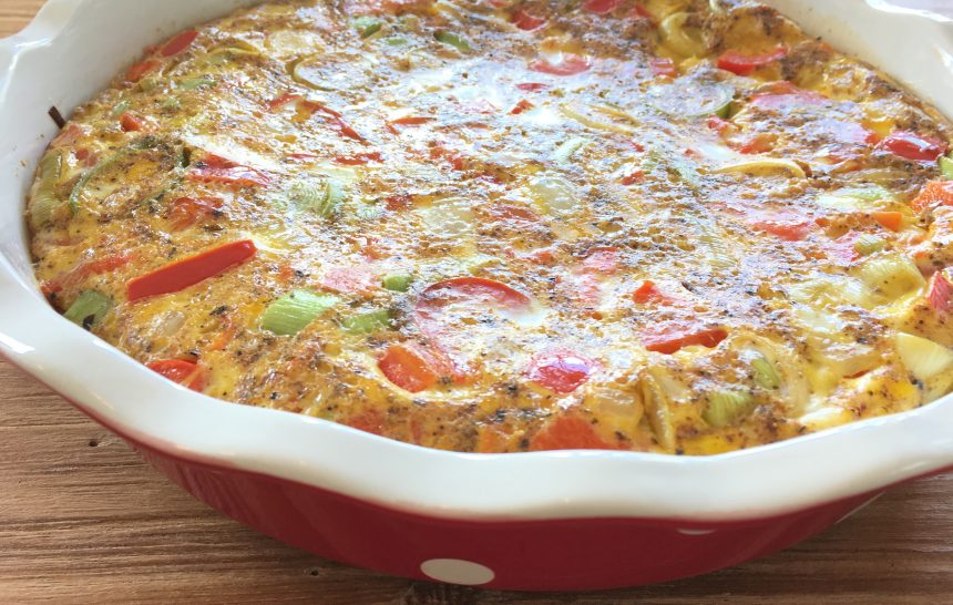 Gemüse Omelett, ideal für das Abendessen, low carb und vegetarisch