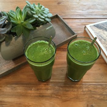 Green-Smoothie: Mangold-Birne mit vielen Vitaminen, Mineralstoffen und sekundären Pflanzenstoffen
