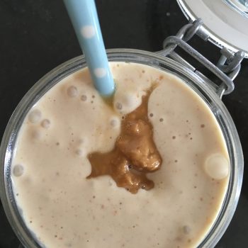 Bananen-Erdnuss-Eiscreme -vegan, creamy and absolute delicious