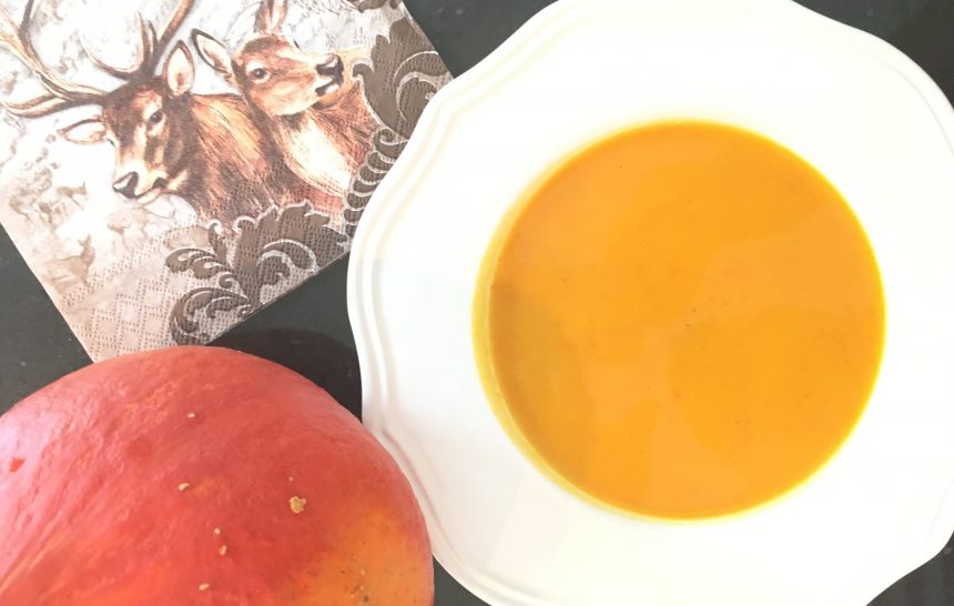 Kürbis-Ingwer-Süppchen mit Kokosmilch