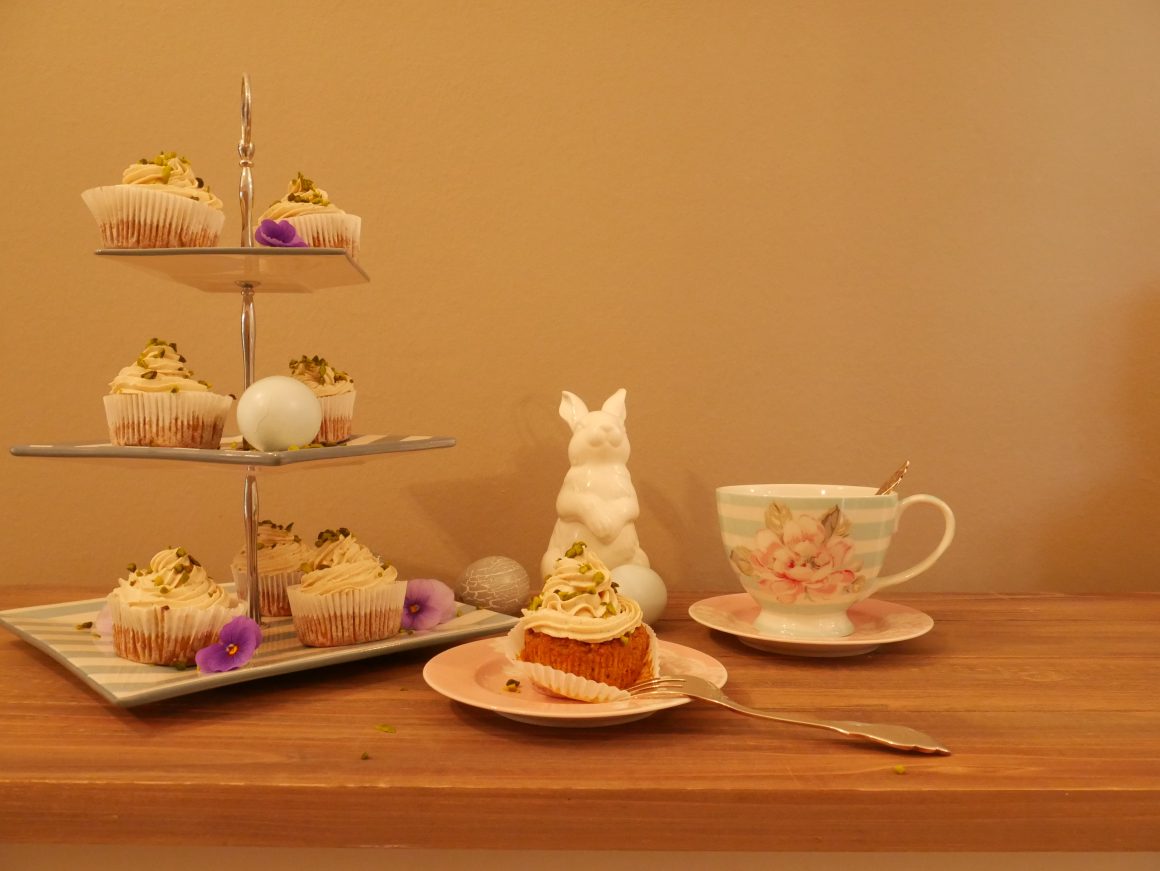 Karotten-Muffins mit Mascarpone-Vanille-Topping